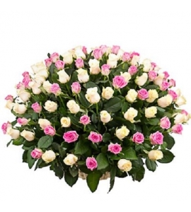 Букет роз в корзине „София“ F0736