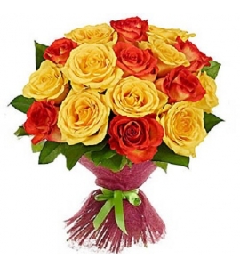 Golden Moment - Bouquet of Roses